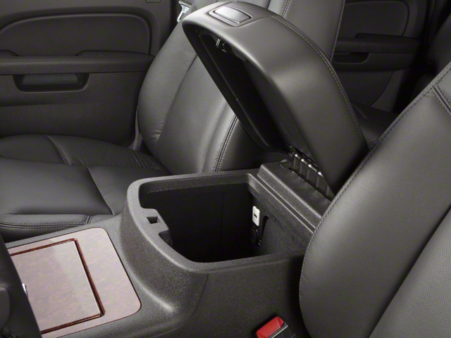 2011 Chevrolet Suburban 1500 LS