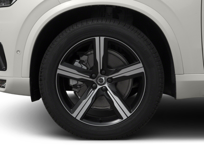 2017 Volvo XC90 T6 R-Design