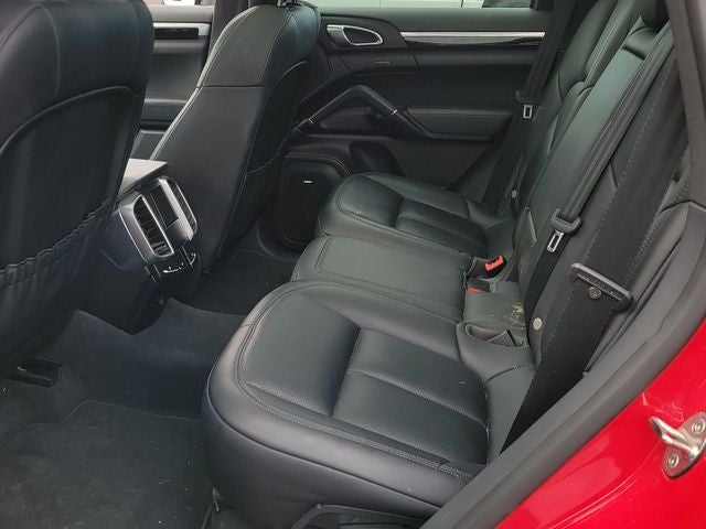 2016 Porsche Cayenne Base