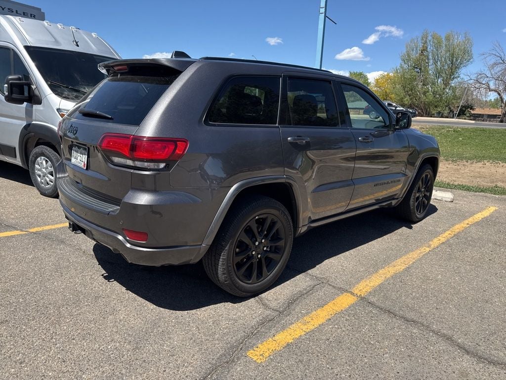 2021 Jeep Grand Cherokee Laredo X 4x4