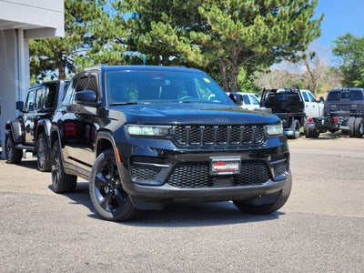 2022 Jeep Grand Cherokee Altitude
