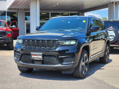 2022 Jeep Grand Cherokee Altitude