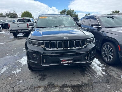 2022 Jeep Grand Cherokee Overland 4x4