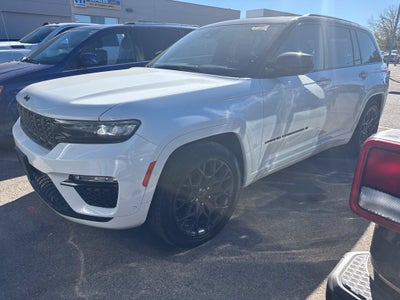 2025 Jeep Grand Cherokee Summit