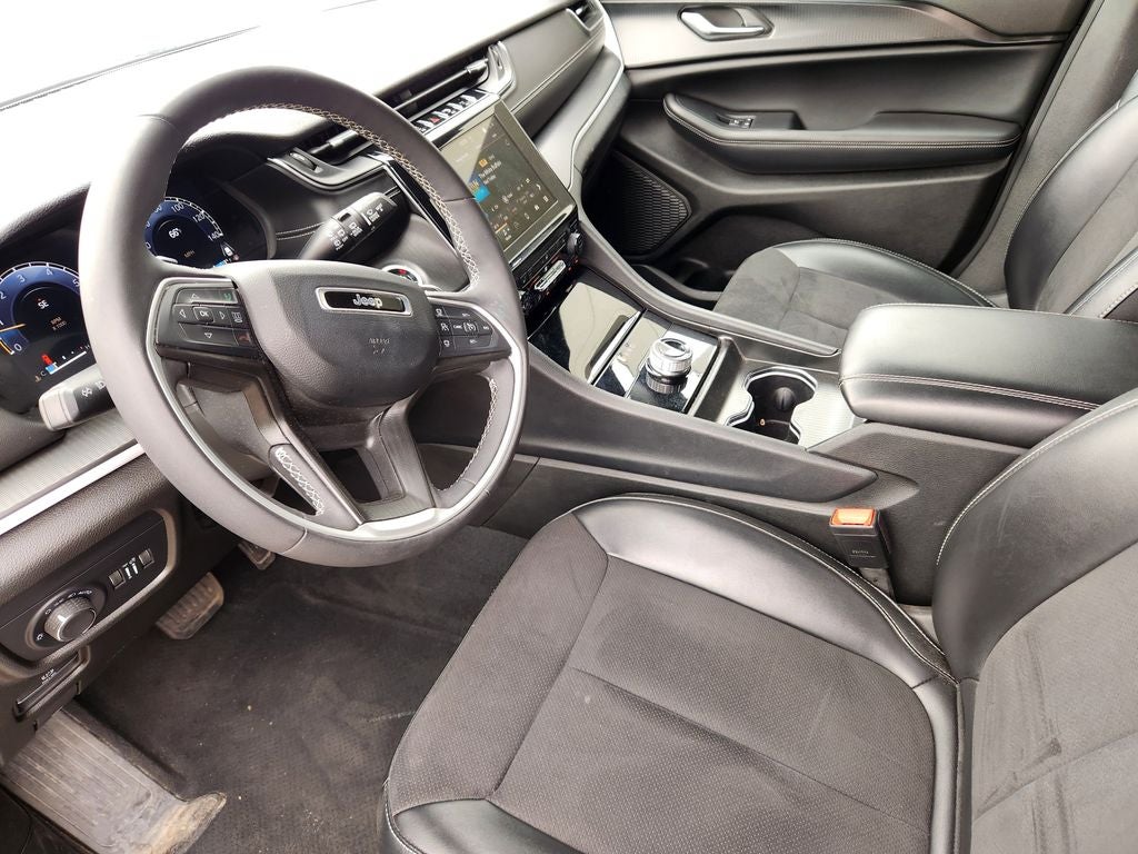 2024 Jeep Grand Cherokee L Altitude 4x4