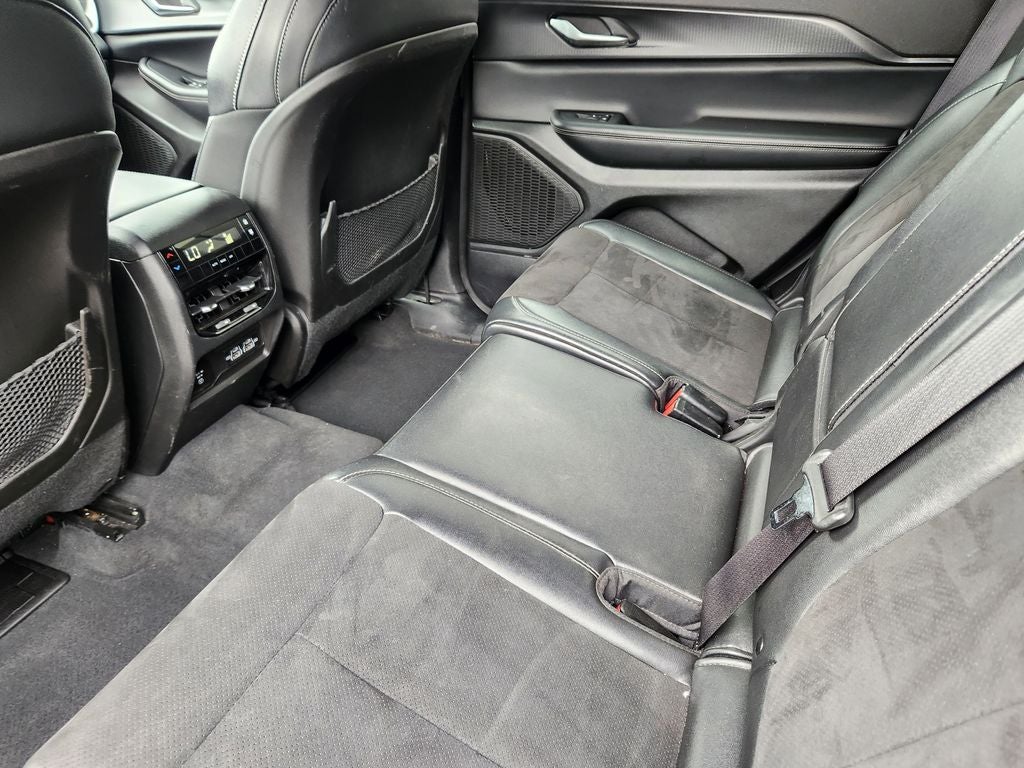 2024 Jeep Grand Cherokee L Altitude 4x4