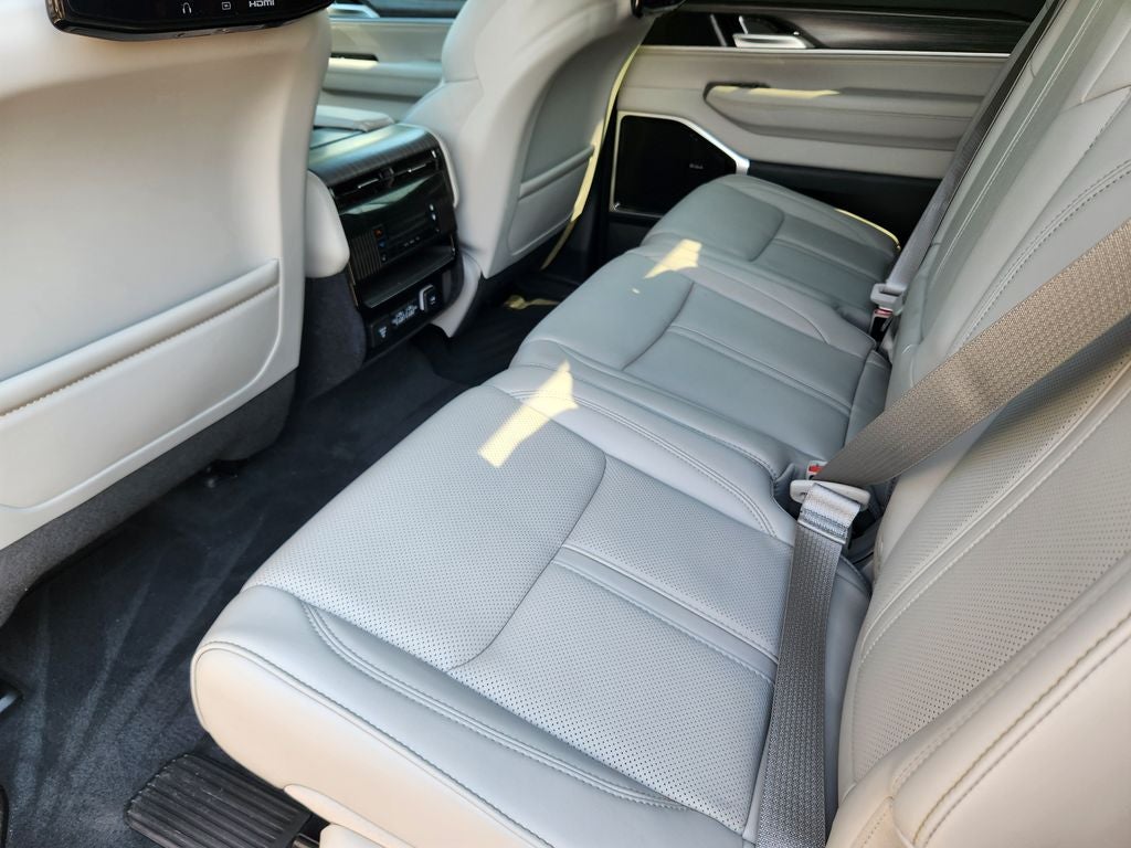 2024 Jeep Wagoneer Series III 4x4