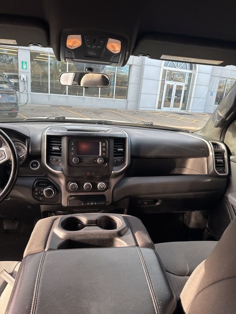 2022 RAM 1500 Big Horn Crew Cab 4x4 5'7' Box