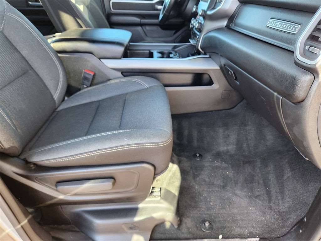 2022 RAM 1500 Big Horn Crew Cab 4x4 5'7' Box