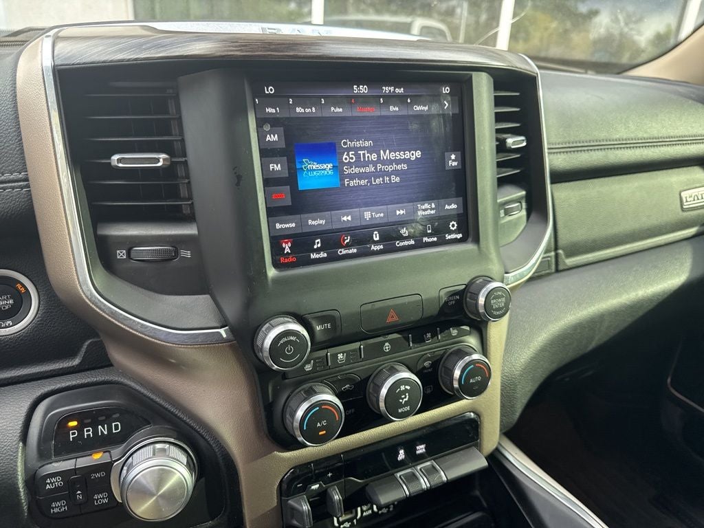 2020 RAM 1500 Laramie Quad Cab 4x4 6'4' Box