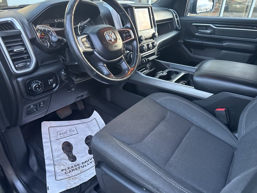 2020 RAM 1500 Big Horn Crew Cab 4x4 5'7' Box