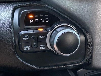 2019 RAM 1500 Big Horn/Lone Star Crew Cab 4x4 5'7' Box