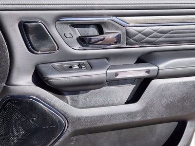 2025 RAM 1500 Limited Crew Cab 4x4 5'7' Box