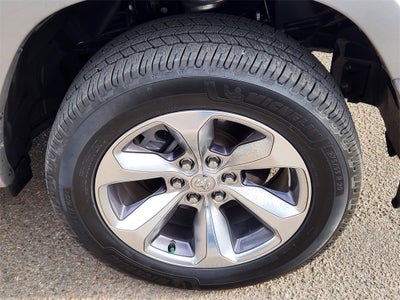 2020 RAM 1500 Limited Crew Cab 4x4 5'7' Box