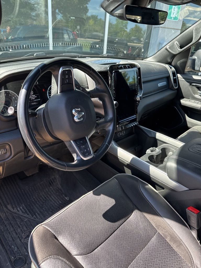 2023 RAM 1500 Laramie Crew Cab 4x4 5'7' Box
