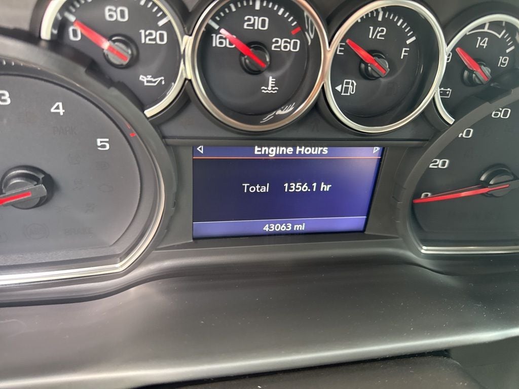 2021 Chevrolet Silverado 2500HD 4WD Crew Cab Long Bed Custom