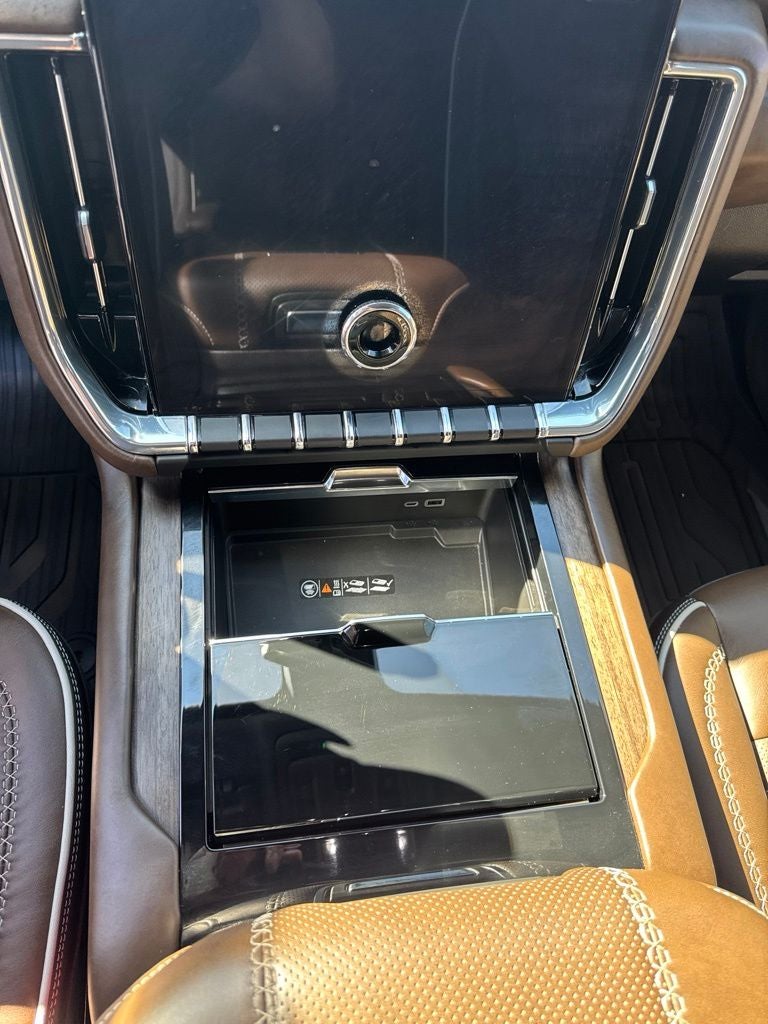 2025 GMC Yukon Denali Ultimate