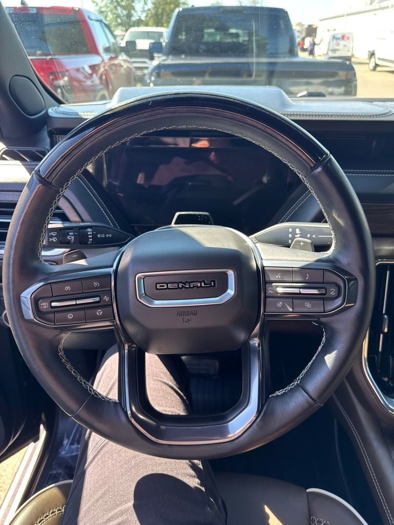 2025 GMC Yukon Denali Ultimate