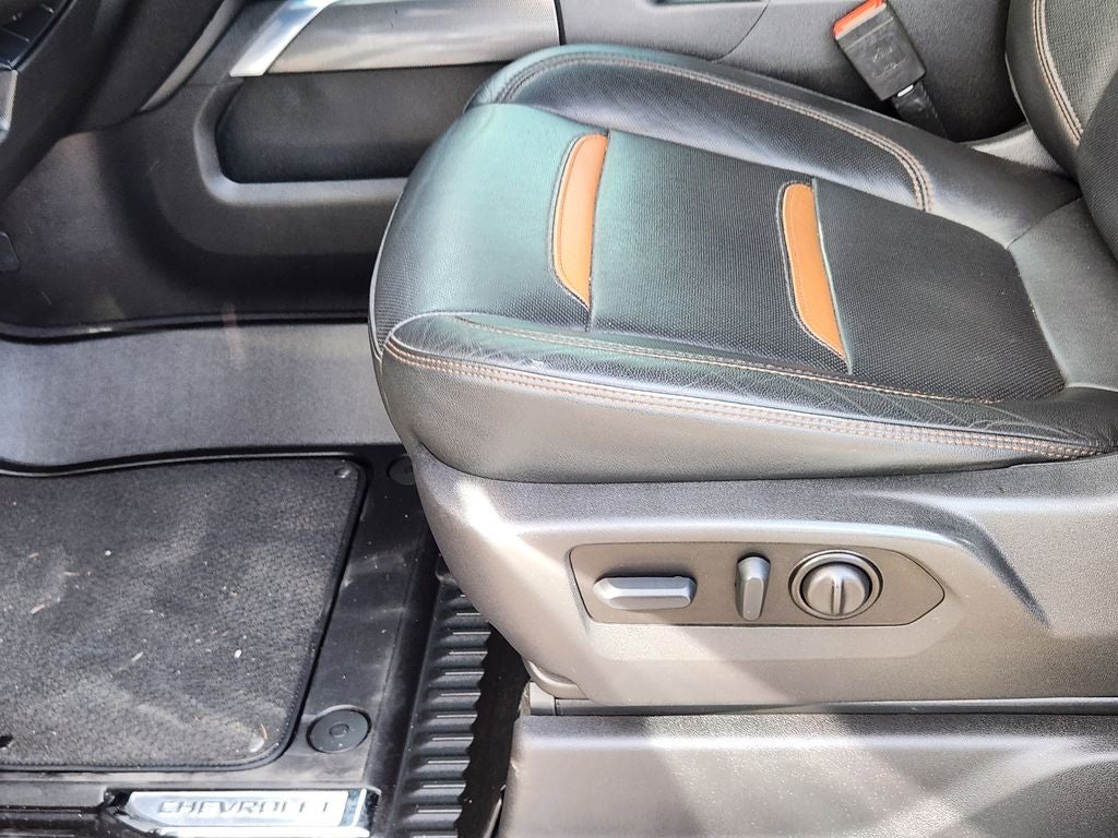 2022 GMC Sierra 2500HD 4WD Crew Cab Standard Bed AT4