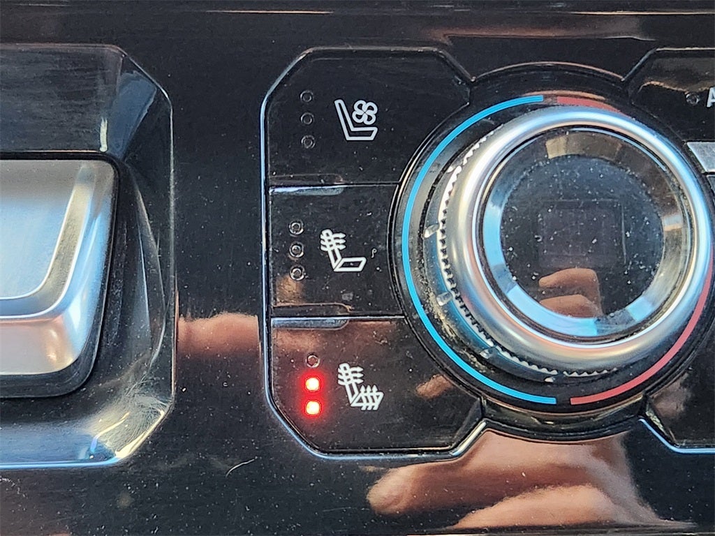 2025 GMC Sierra 3500HD 4WD Crew Cab Standard Bed AT4