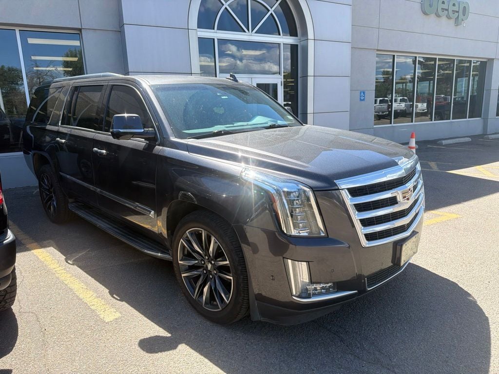 2017 Cadillac Escalade ESV Luxury