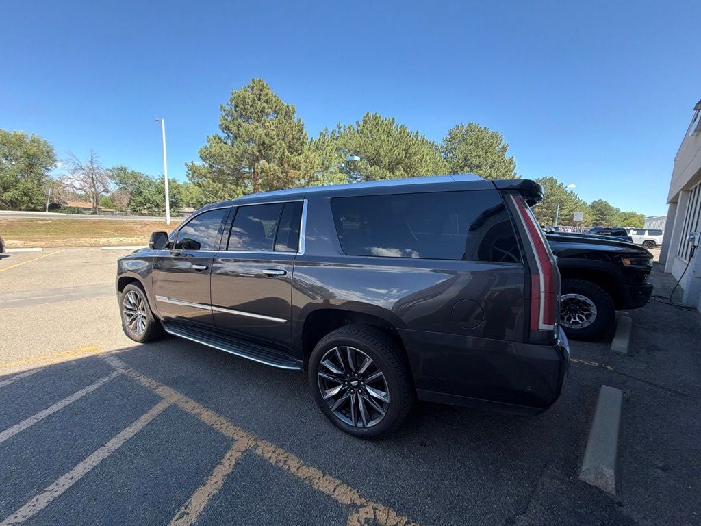 2017 Cadillac Escalade ESV Luxury