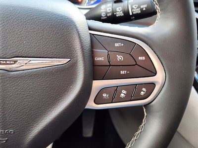 2024 Chrysler Pacifica Hybrid Select