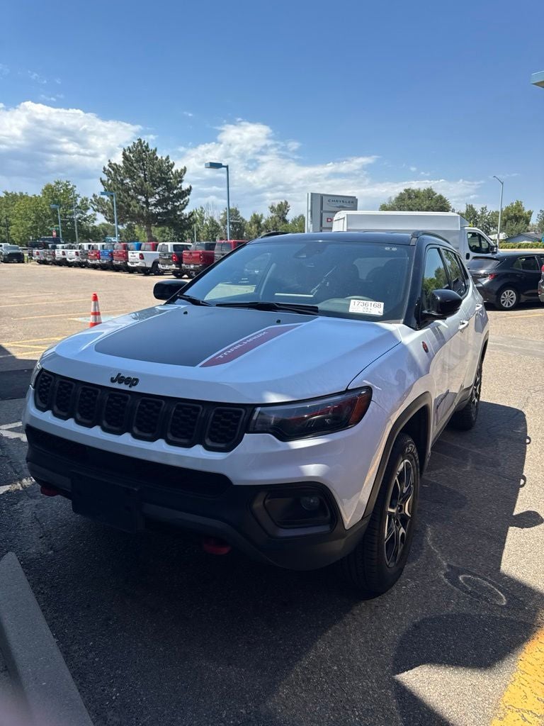 2025 Jeep Compass Trailhawk