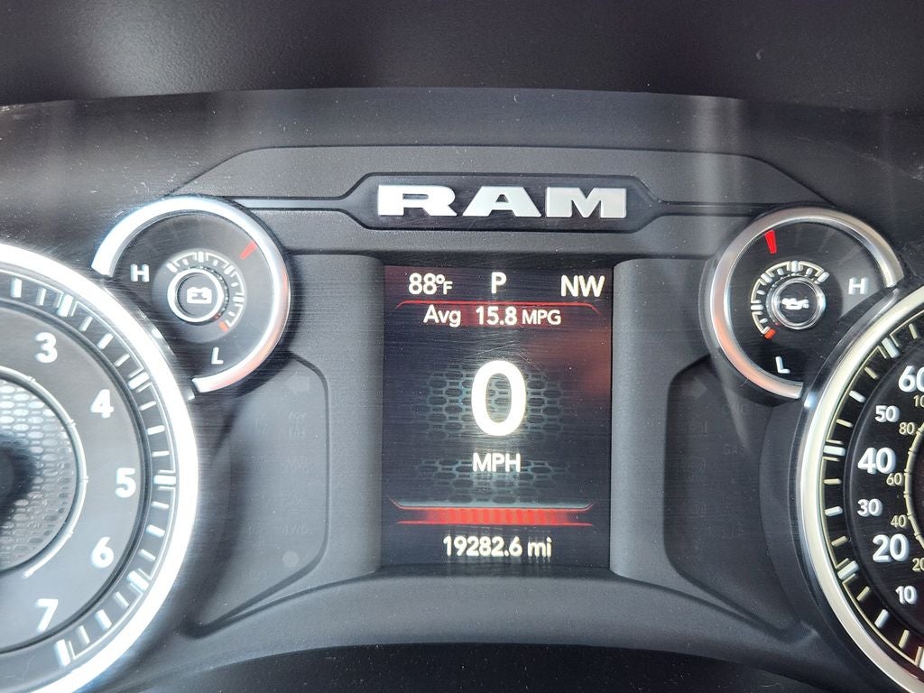 2024 RAM 2500 Big Horn Crew Cab 4x4 6'4' Box