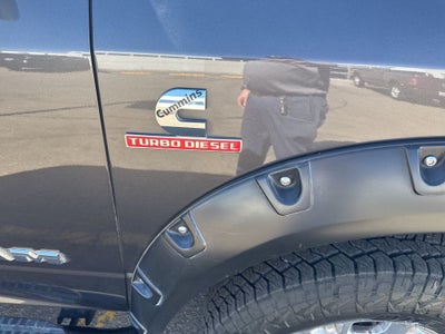 2021 RAM 2500 Laramie Crew Cab 4x4 6'4' Box