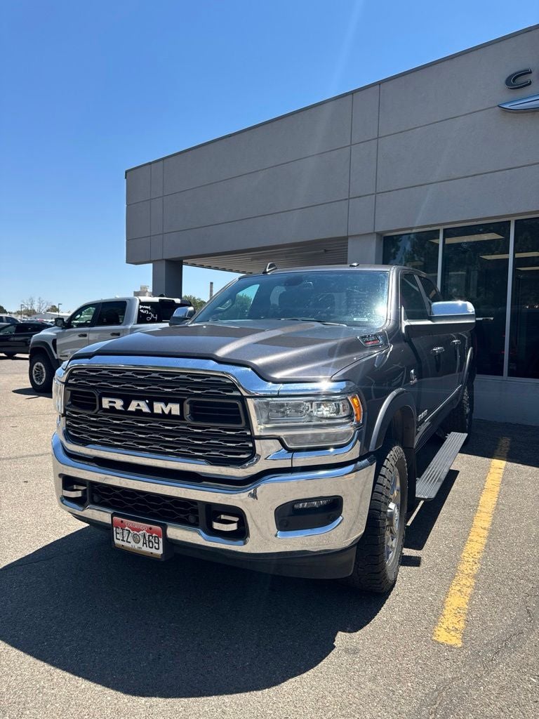 2022 RAM 2500 Limited Crew Cab 4x4 6'4' Box