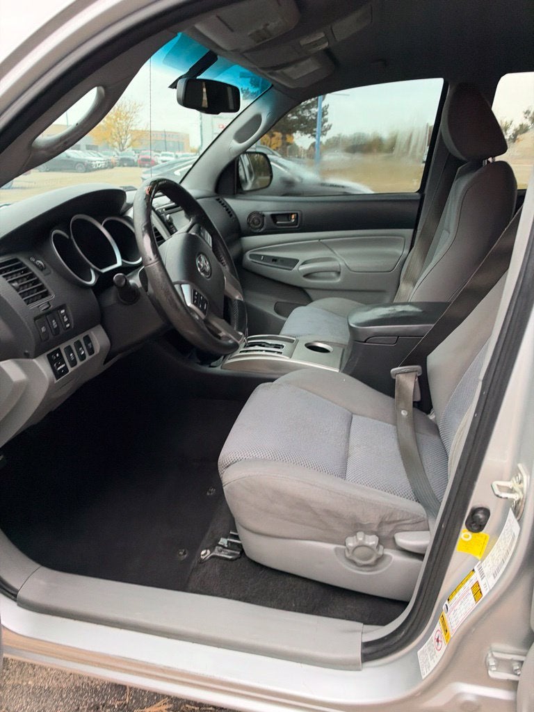 2013 Toyota Tacoma Base V6
