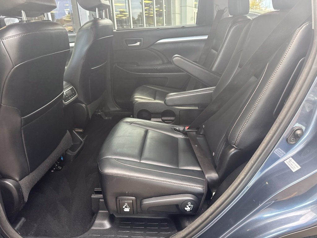 2016 Toyota Highlander XLE V6