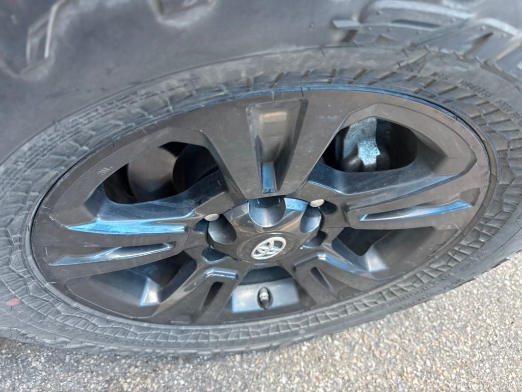 2019 Toyota Tacoma TRD Sport