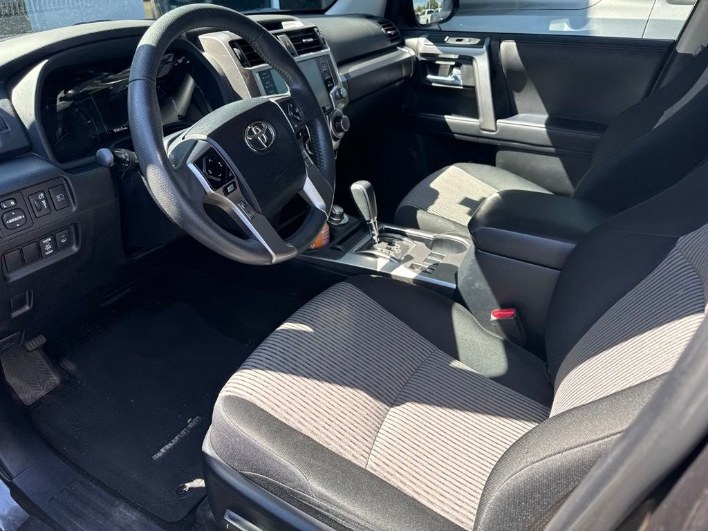 2022 Toyota 4Runner SR5