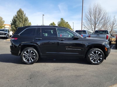 2022 Jeep Grand Cherokee Overland