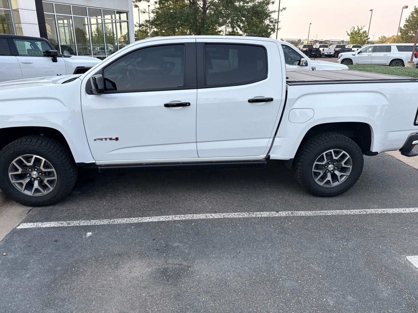2022 GMC Canyon AT4 w/Leather