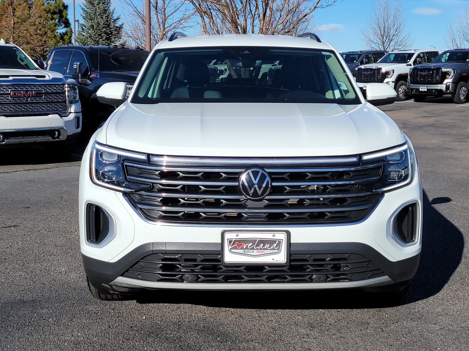 2024 Volkswagen Atlas 2.0T SE