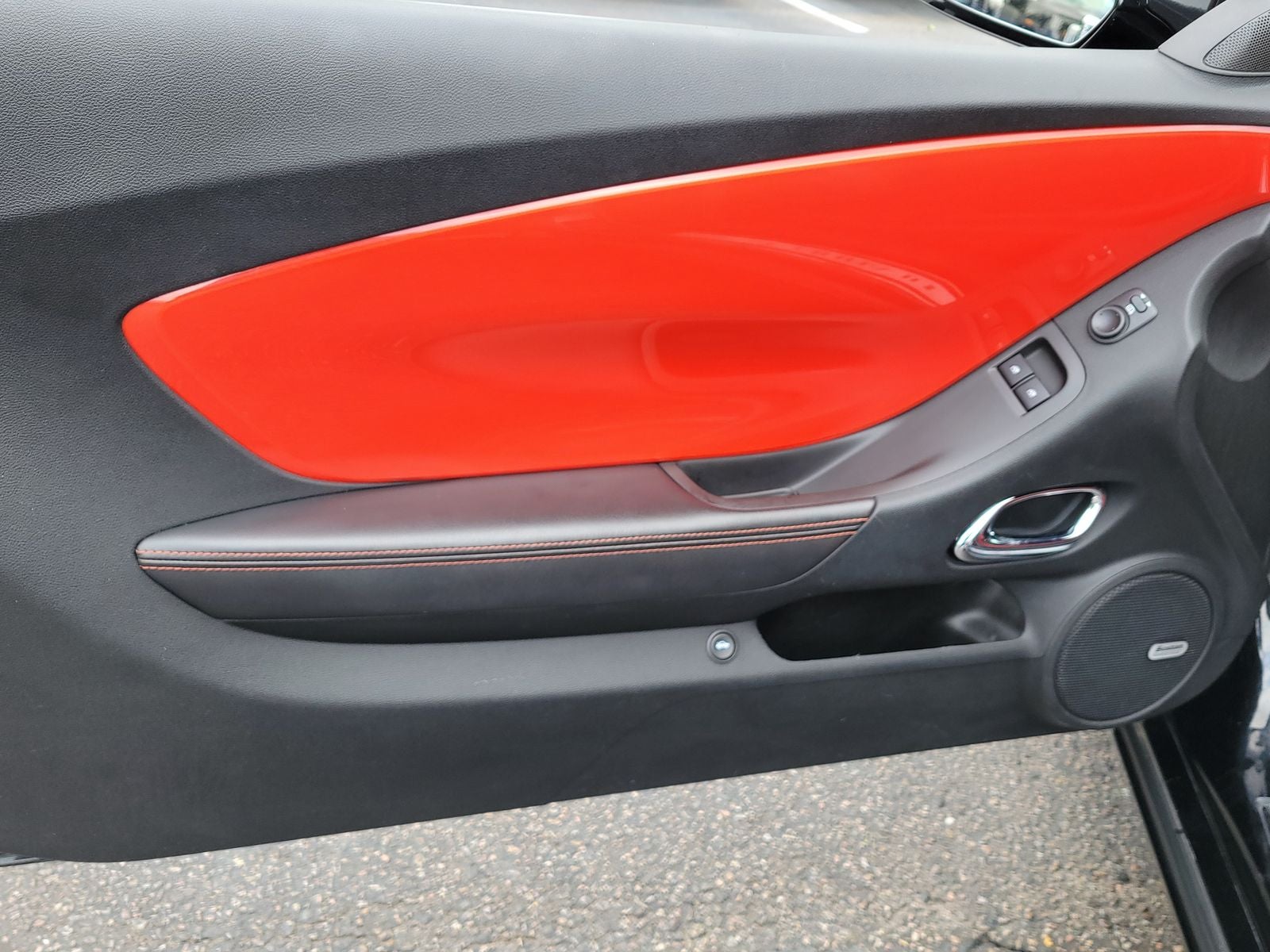 2011 Chevrolet Camaro SS 2SS