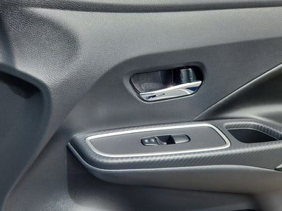 2024 Nissan Versa SR