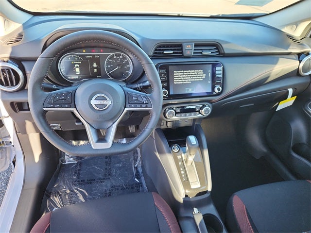 2025 Nissan Versa SR