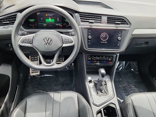 2023 Volkswagen Tiguan SE R-Line Black