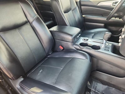 2020 Nissan Pathfinder SL