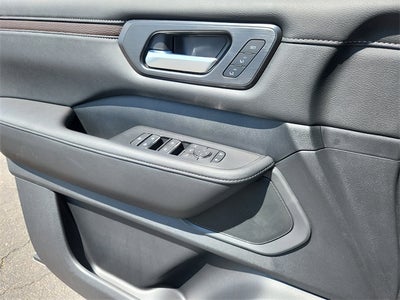 2025 Nissan Armada SL