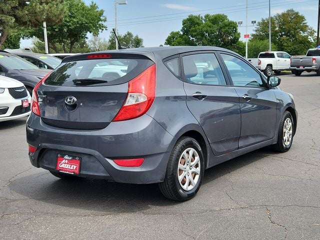 2012 Hyundai Accent 5-Door GS