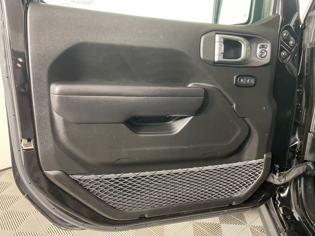 2024 Jeep Gladiator Nighthawk