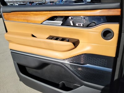 2022 Jeep Grand Wagoneer Series III