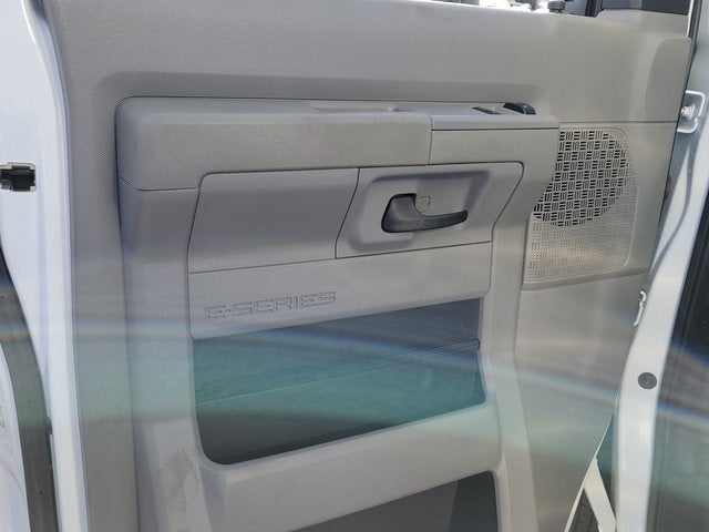 2024 Ford E-350SD Base Cutaway