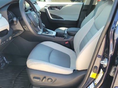 2022 Toyota RAV4 Hybrid XLE Premium