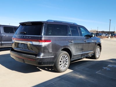 2023 Lincoln Navigator Standard